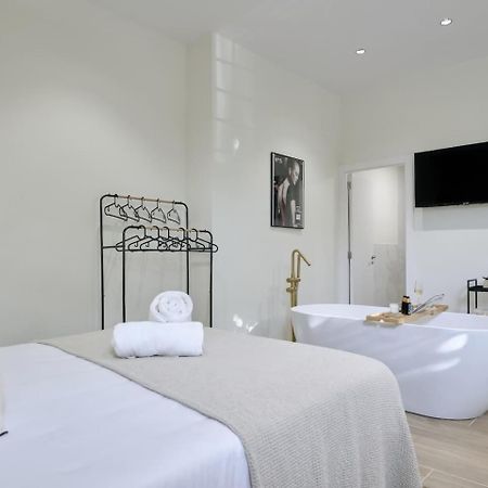 Romantic Apartment N1 Oceanografico By Virkin Suites Valenza Esterno foto
