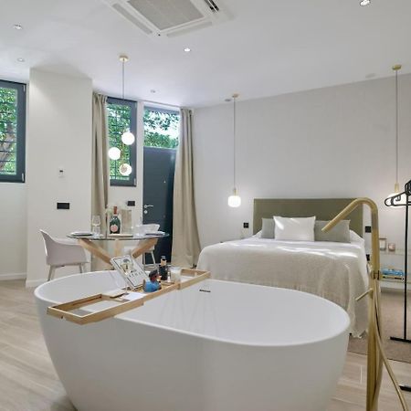 Romantic Apartment N1 Oceanografico By Virkin Suites Valenza Esterno foto